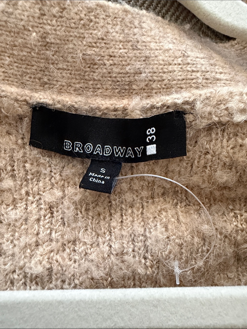 Broadway 38 Tan Bouclé V-Neck Cardigan - Picture 4 of 4